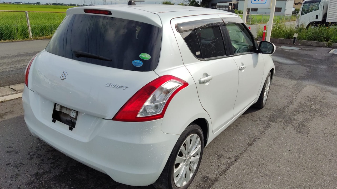 Suzuki Swift 2013